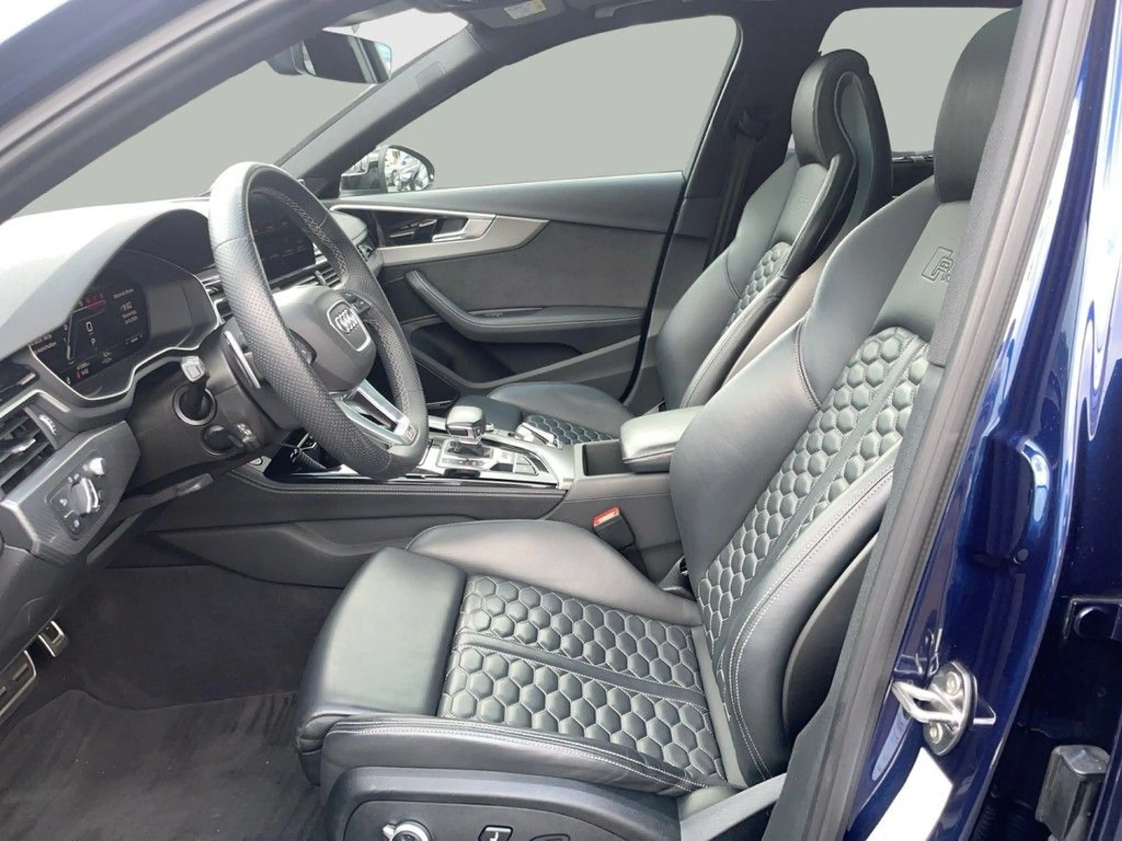 Audi RS4 RS4 Avant 2.9 TFSI quattro Matrix Pano Kamera He — photo 11