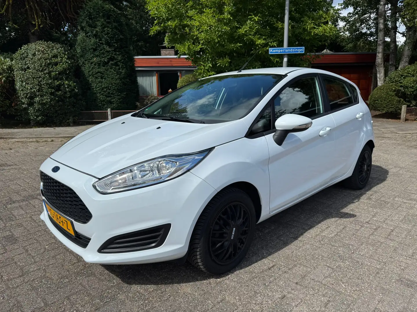 Ford Fiesta 1.0 Style Weiß - 1