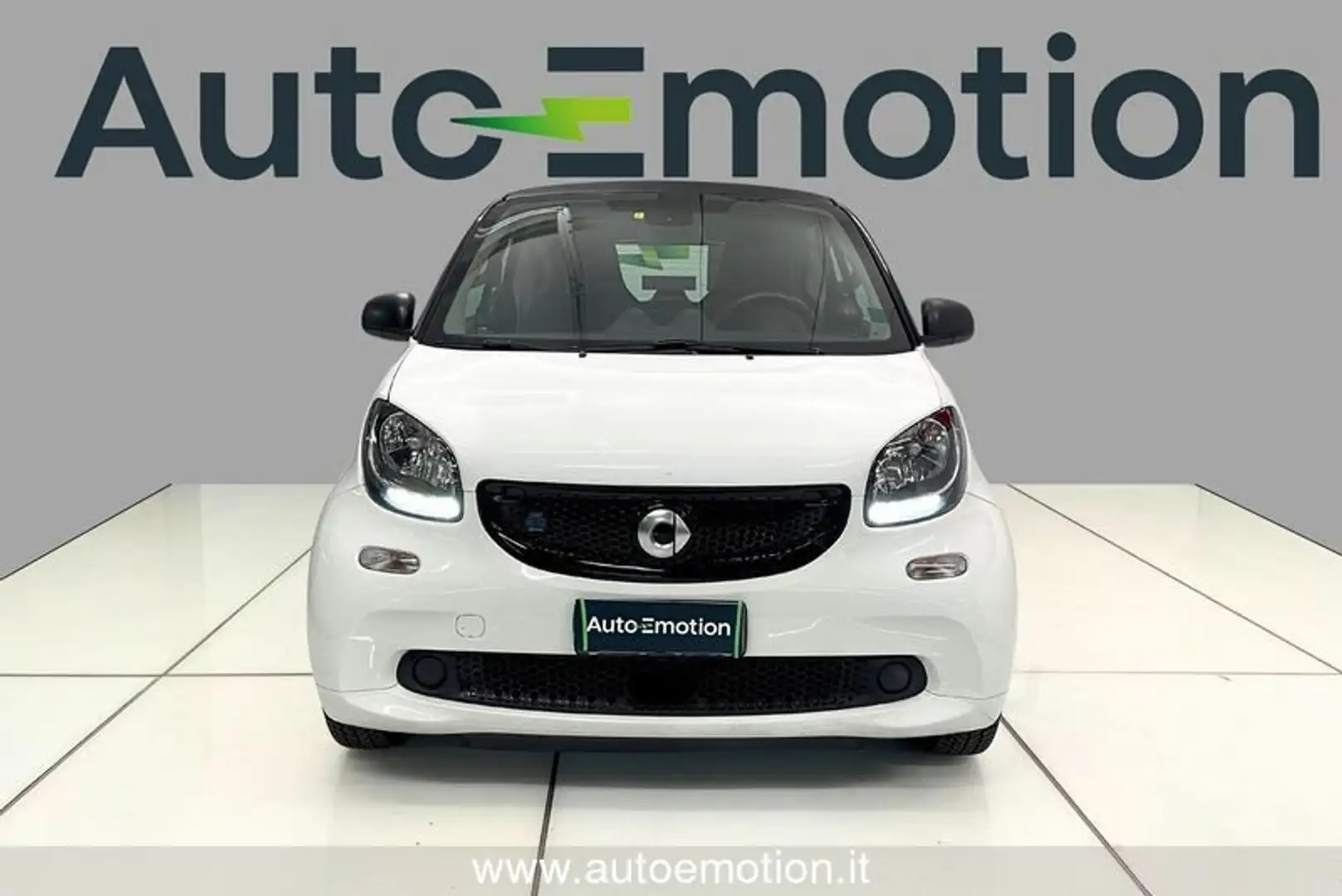 smart forTwo electric drive Youngster Blanc - 2