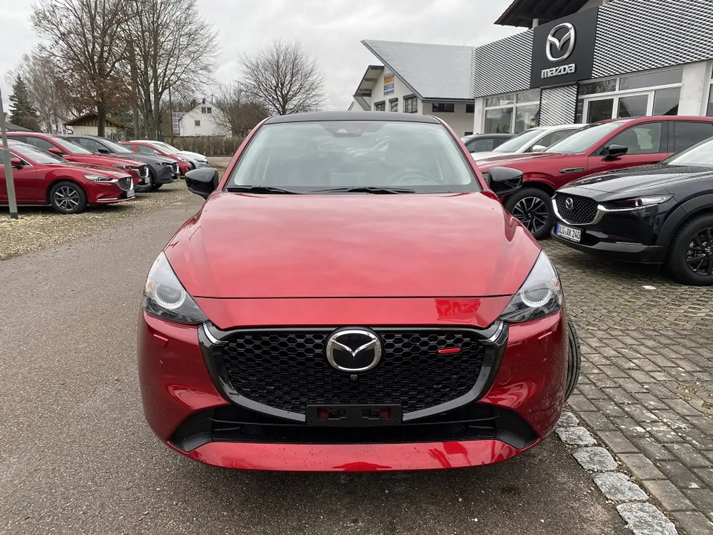 Mazda 2 e-SKYACTIV-G 90 HOMURA AKA Driver-Assistance-Paket Červená - 2