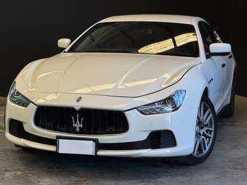Berlina Automático de 5 Puertas
