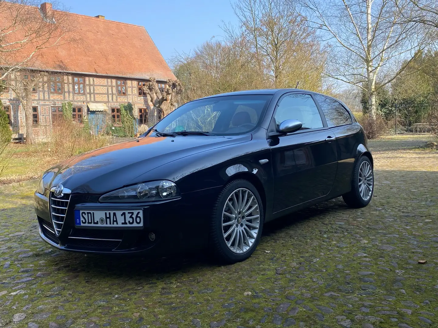 Alfa Romeo 147 1.6 TS 16V - 1