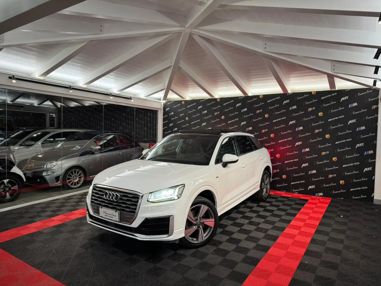Audi Q2 1.6 TDI S tronic S line *TETTO Bianco - 1