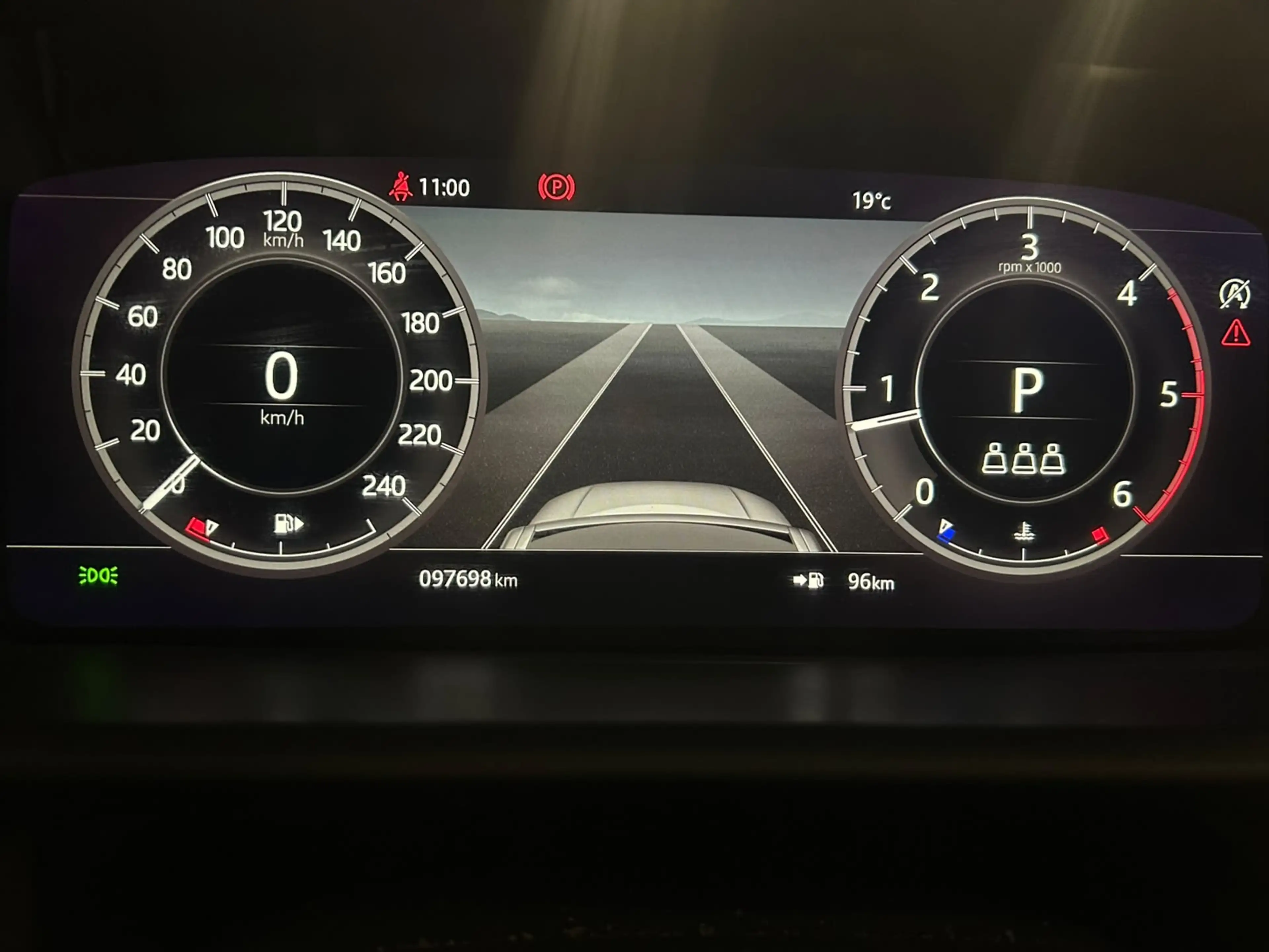 Land Rover Discovery Discovery 2.0 SD4 HSE Luxury (EU6d-TEMP) — photo 14
