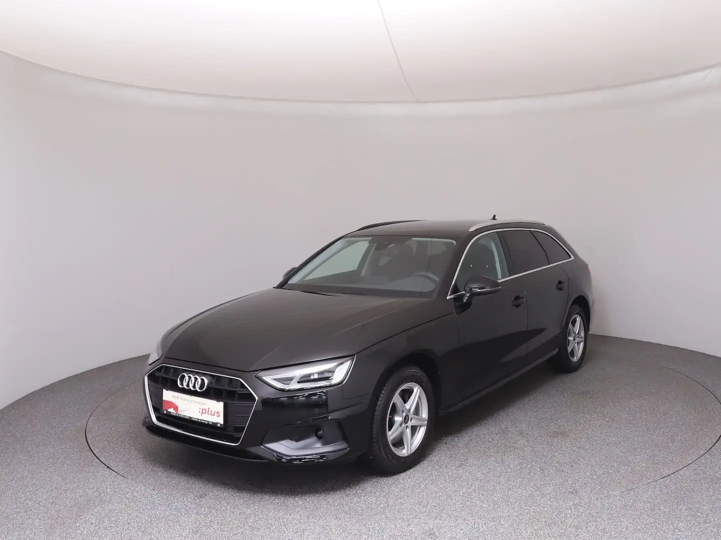 Audi A4 30 TDI Schwarz - 1