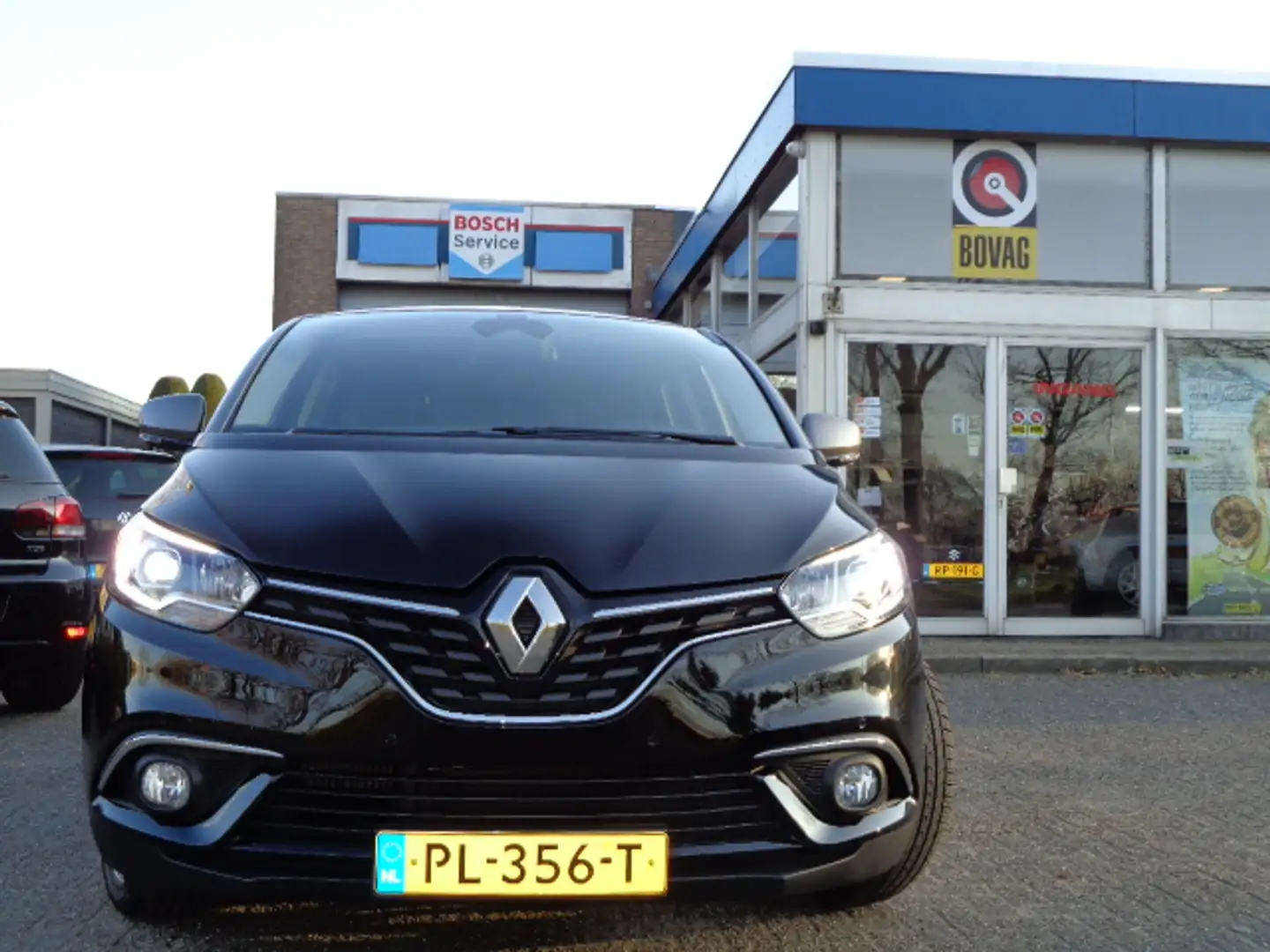 Renault Scenic 1.2 TCe 130pk Intens Trekhaak 20" Two-Tone Schwarz - 2