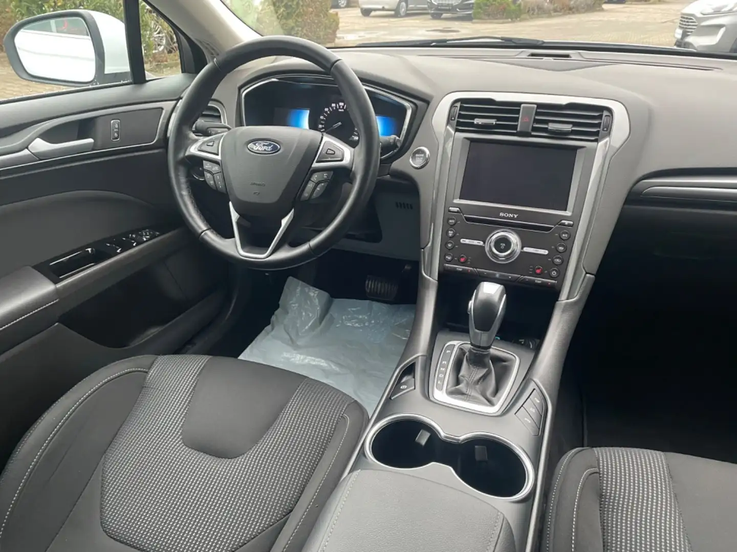 Ford Mondeo Kombi MHEV188 Sony/LED/WiPa/AHK/LMF Weiß - 2