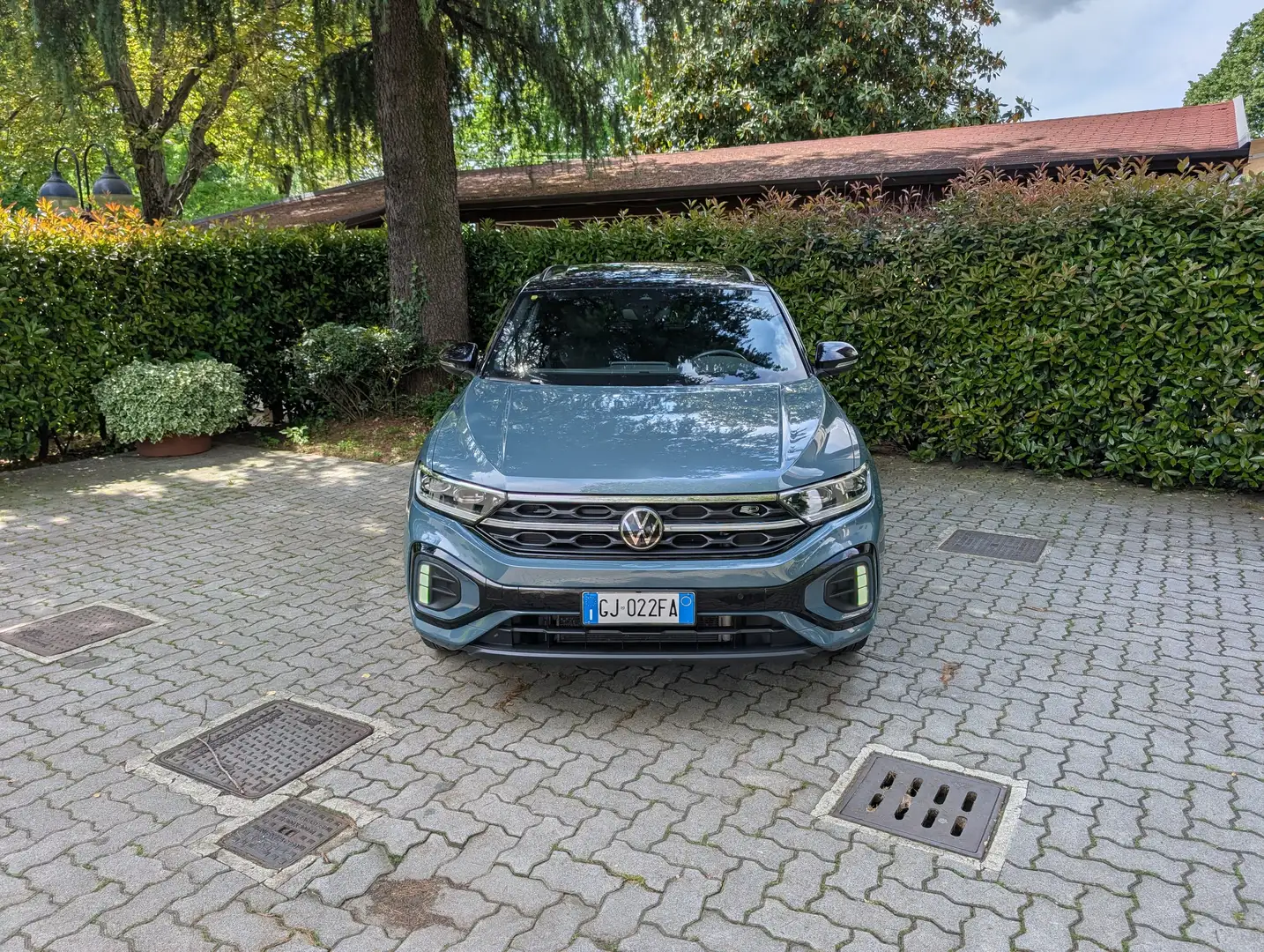 Volkswagen T-Roc 1.5 tsi R-Line dsg Blau - 2