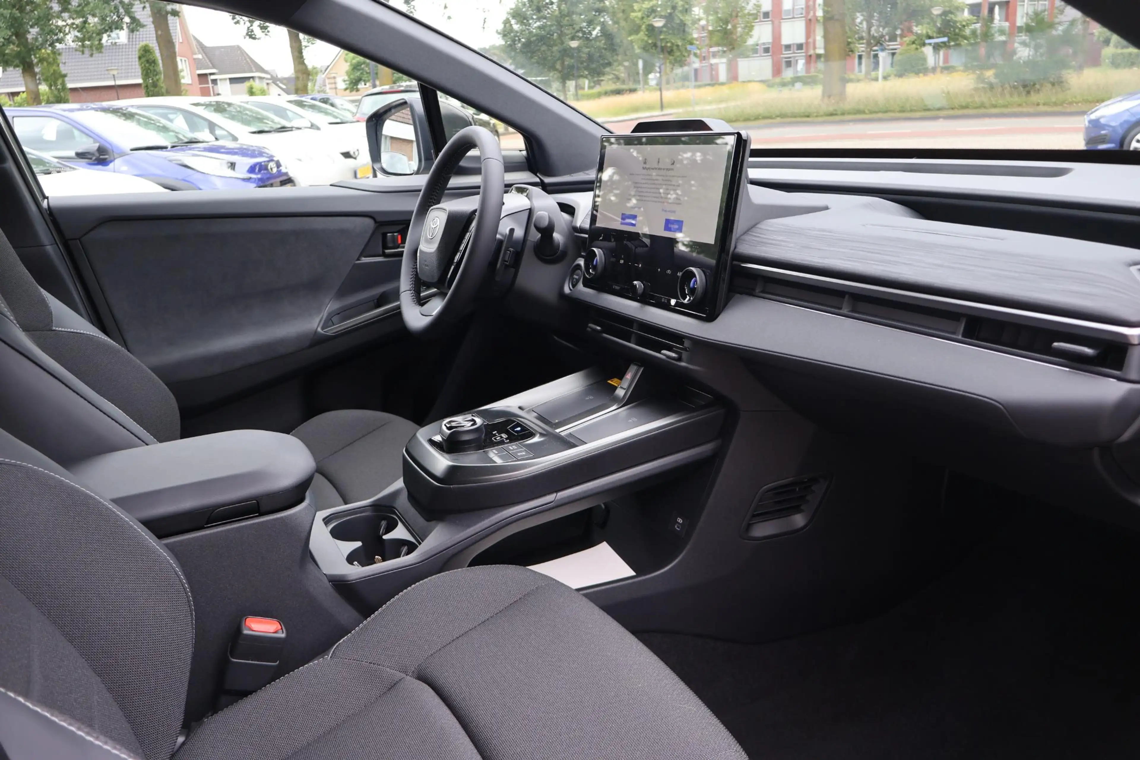 Toyota C-HR+ FIRST EDITION 77KWH 607KM-WLTP 20"LM-VELGEN EL-ACH — photo 28