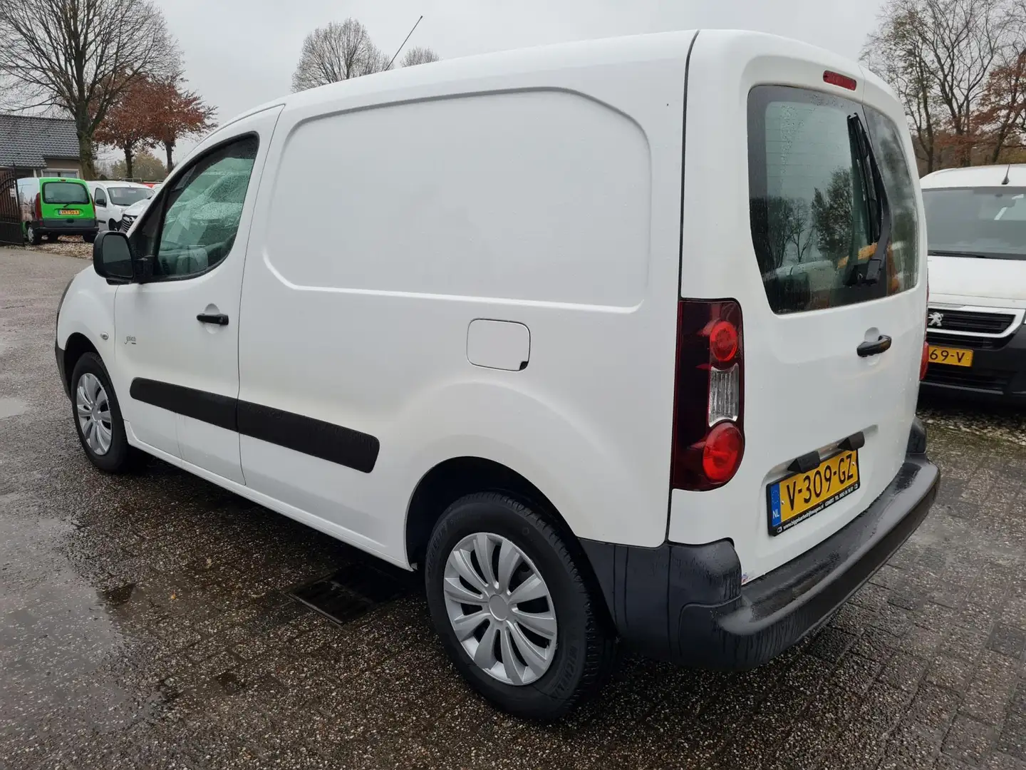Citroen Berlingo 1.6 BlueHDI 75 Comfort airco cruise Blanco - 2
