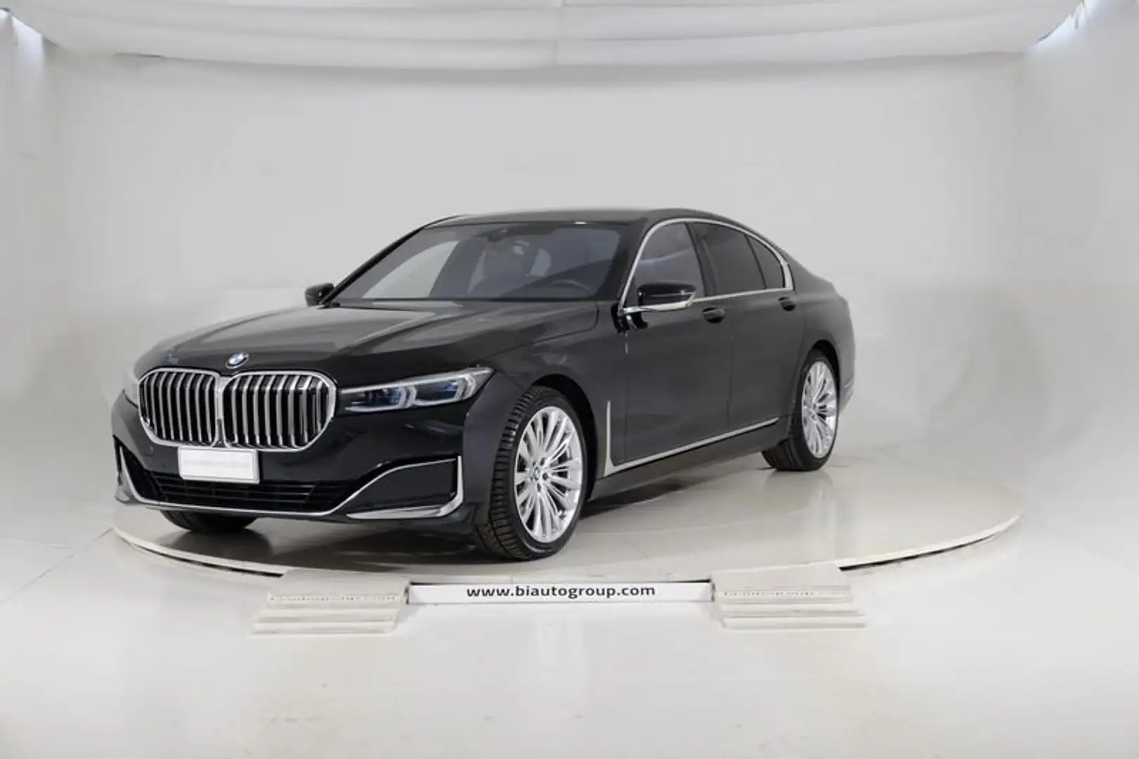 BMW 730 G11 2019 Diesel 730d mhev 48V Individual Composit Noir - 1