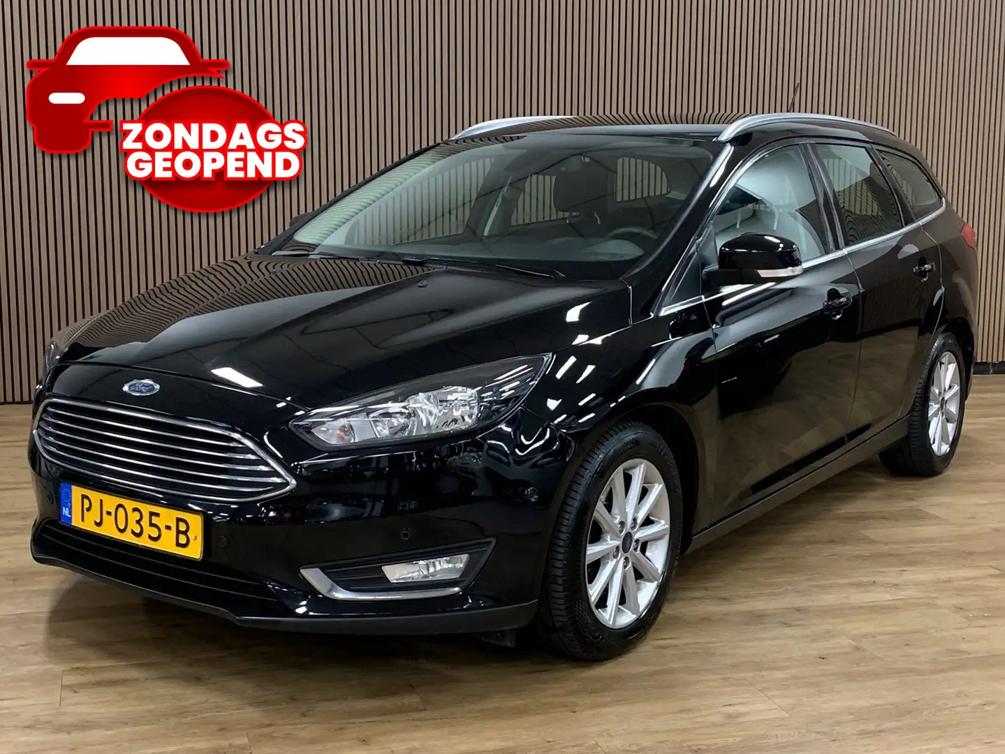 Ford Focus Wagon 1.5 Titanium|Navigatie|Climate Control| Nero - 1