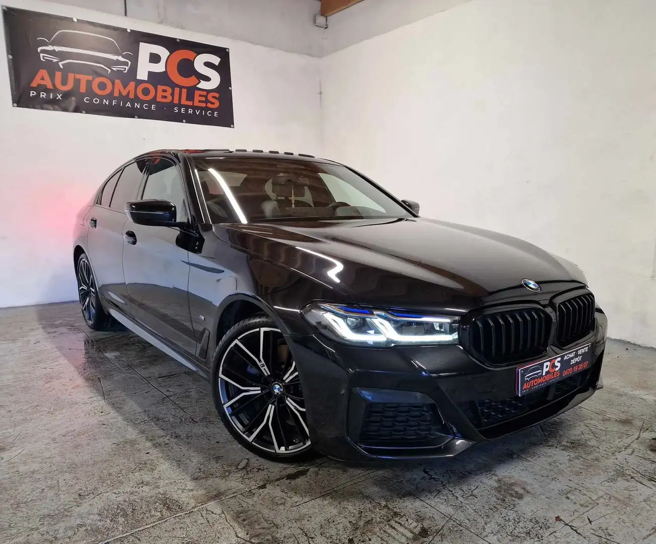 BMW 530 eAS PHEV*FULL OPTIONS*CARNET COMPLET Schwarz - 1