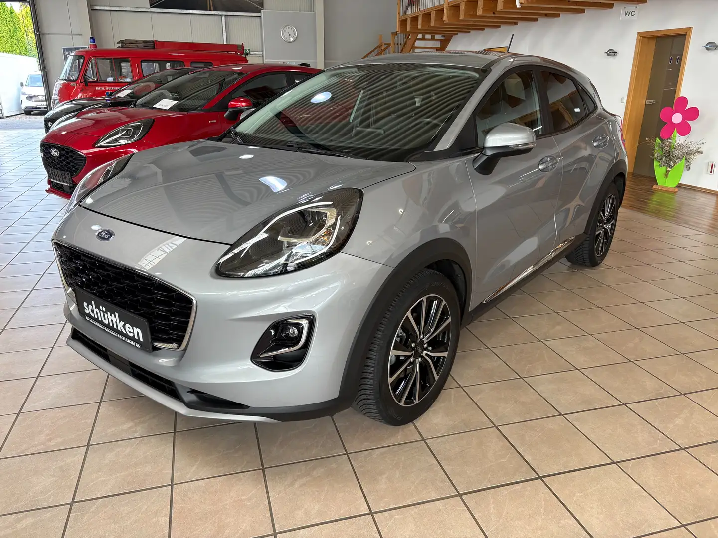 Ford Puma 1.0 EcoBoost Titanium NAVI, PDC, AHK, Massage, WiP Grau - 1