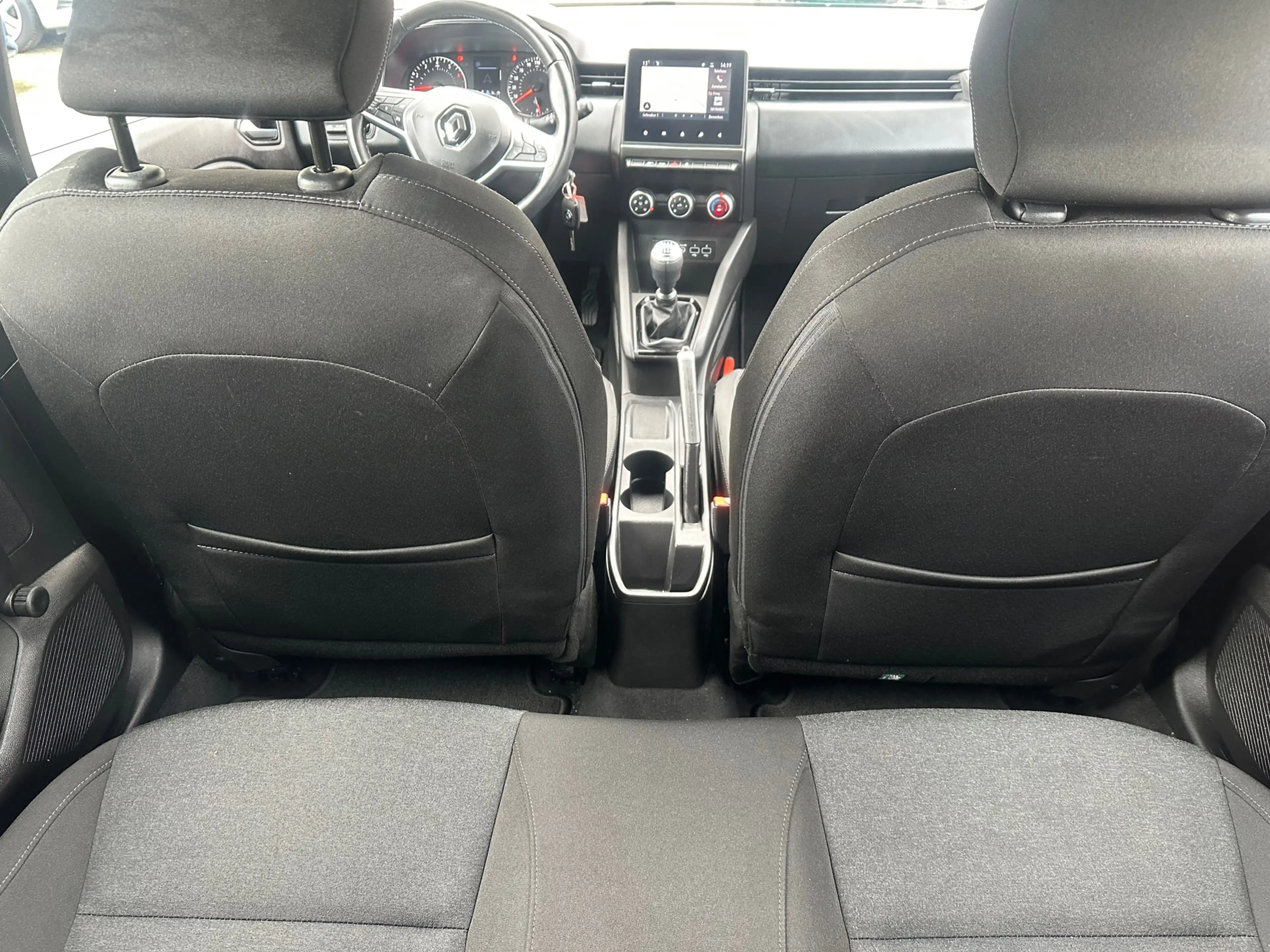 Renault Clio 1.0 TCe Zen , navigatie — photo 6