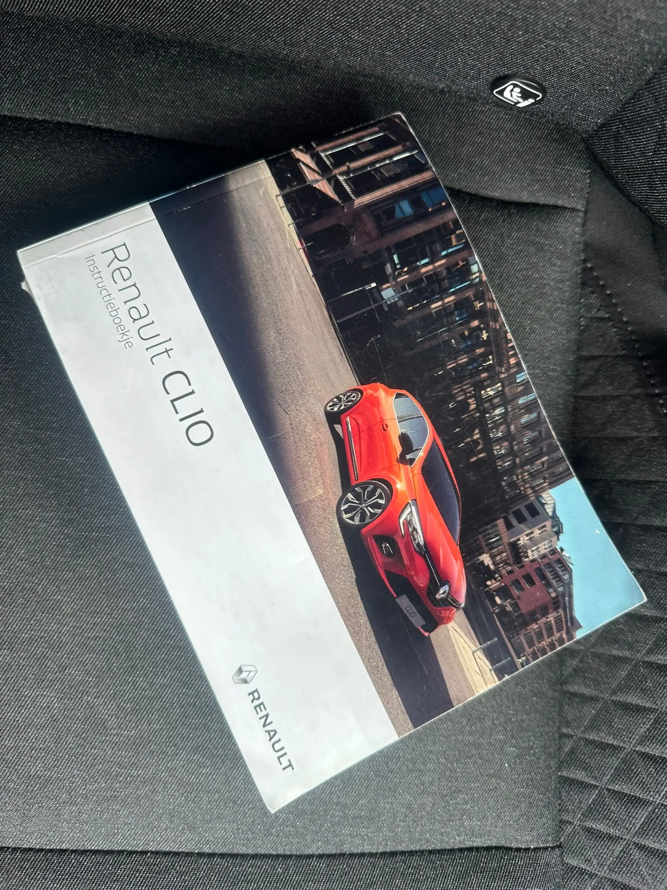 Renault Clio 1.0 TCe Zen , navigatie — photo 13