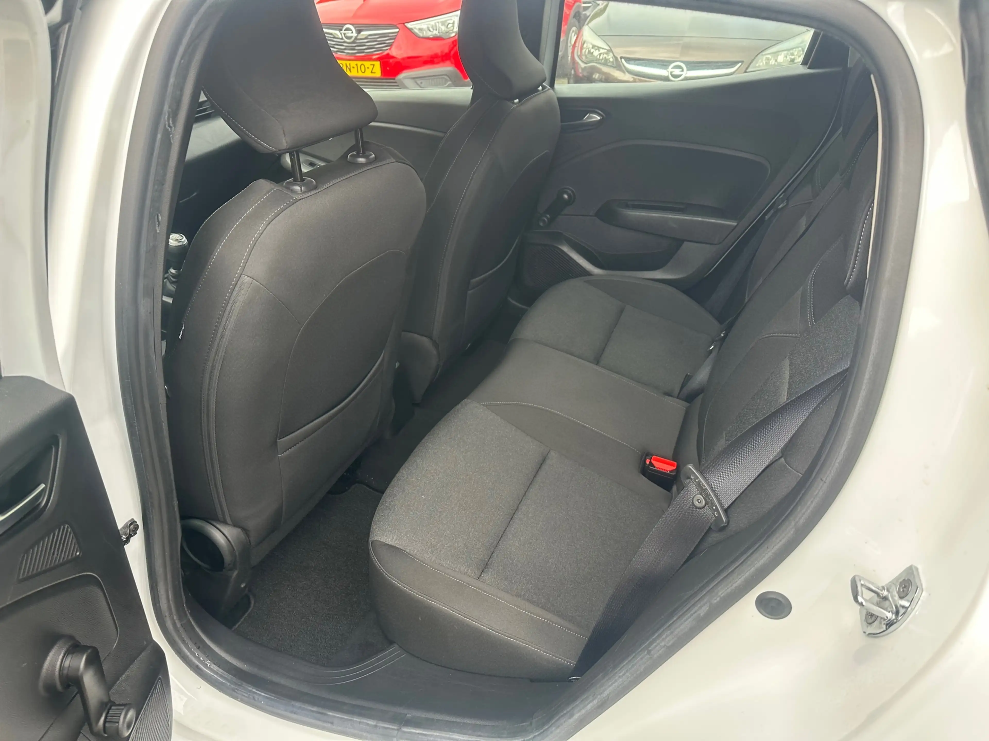 Renault Clio 1.0 TCe Zen , navigatie — photo 7