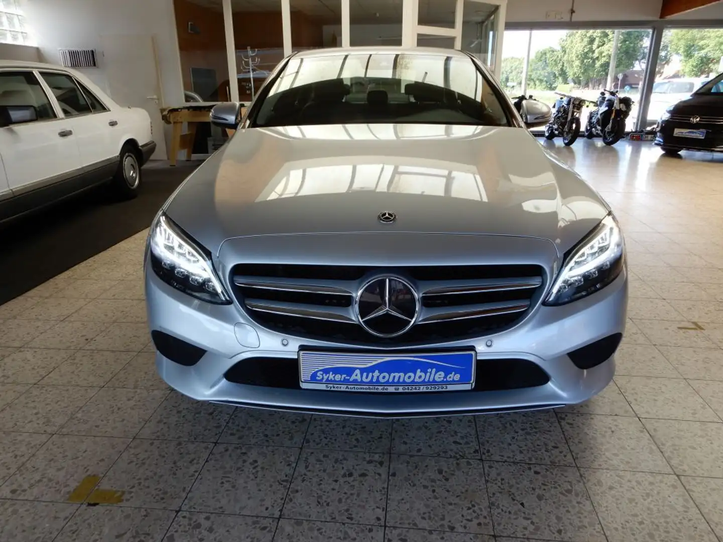 Mercedes-Benz C 180 Avantgarde Argent - 2