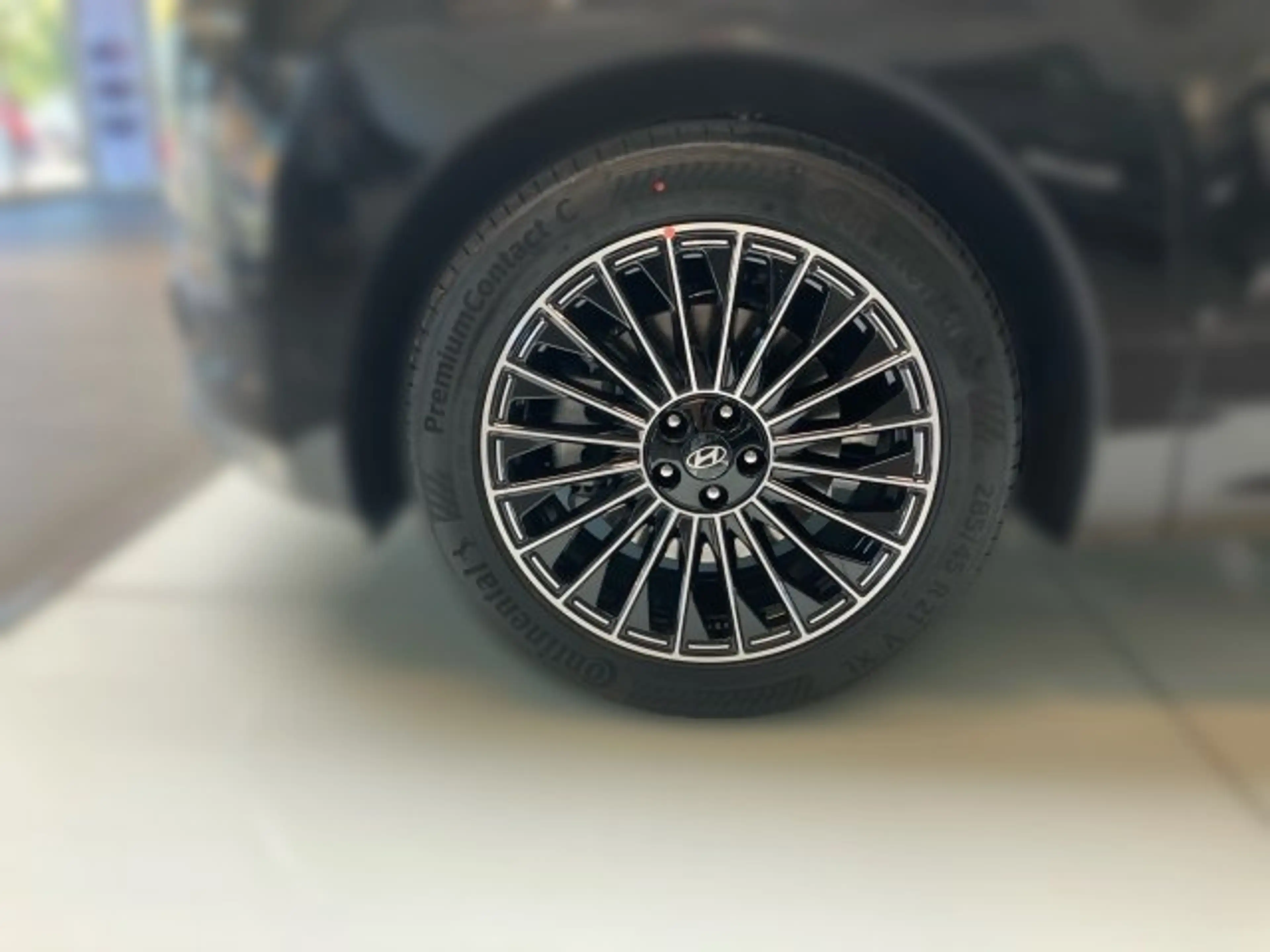Hyundai IONIQ 9 Calligraphy 110 kWh 4WD Performance — photo 9