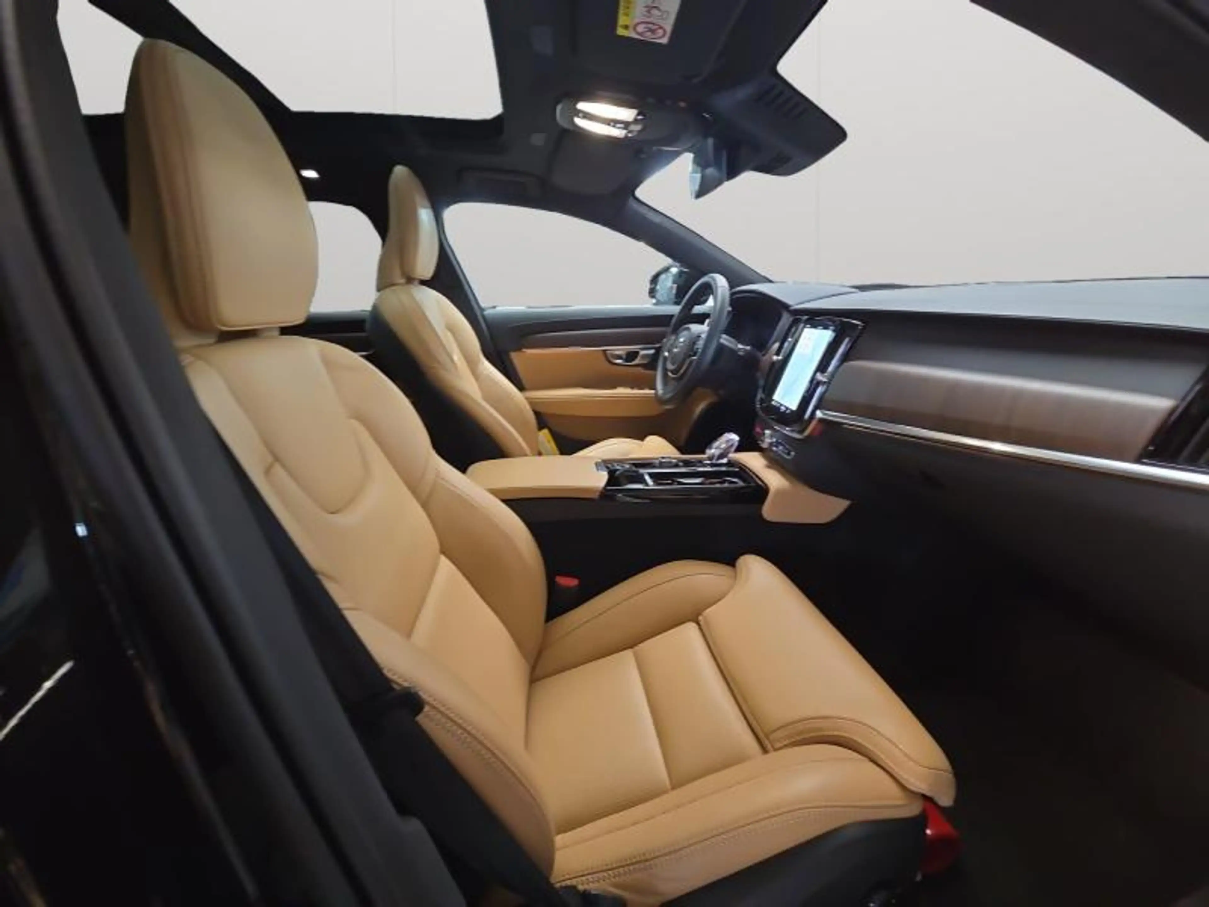 Volvo V90 T8 Inscription / Hybride — photo 15