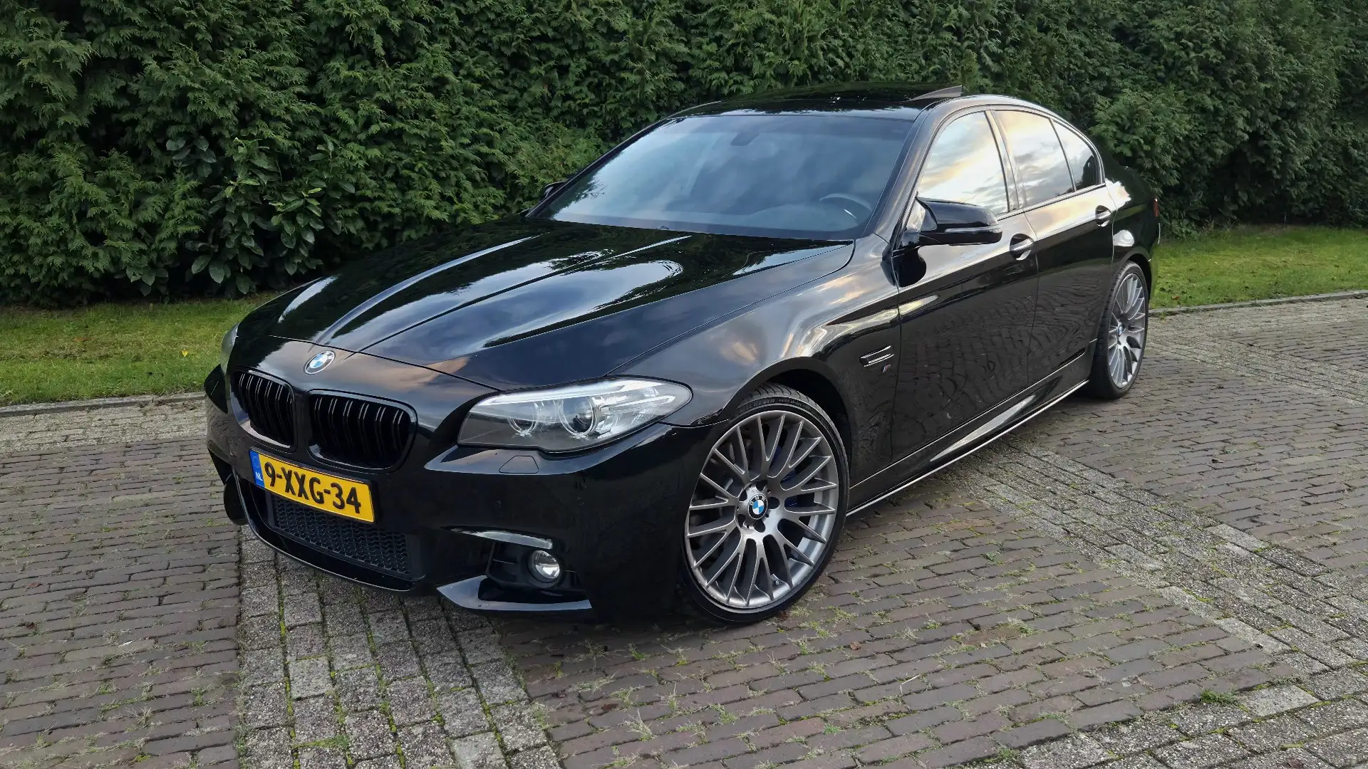 BMW 535 Executive M Sport Zwart - 1