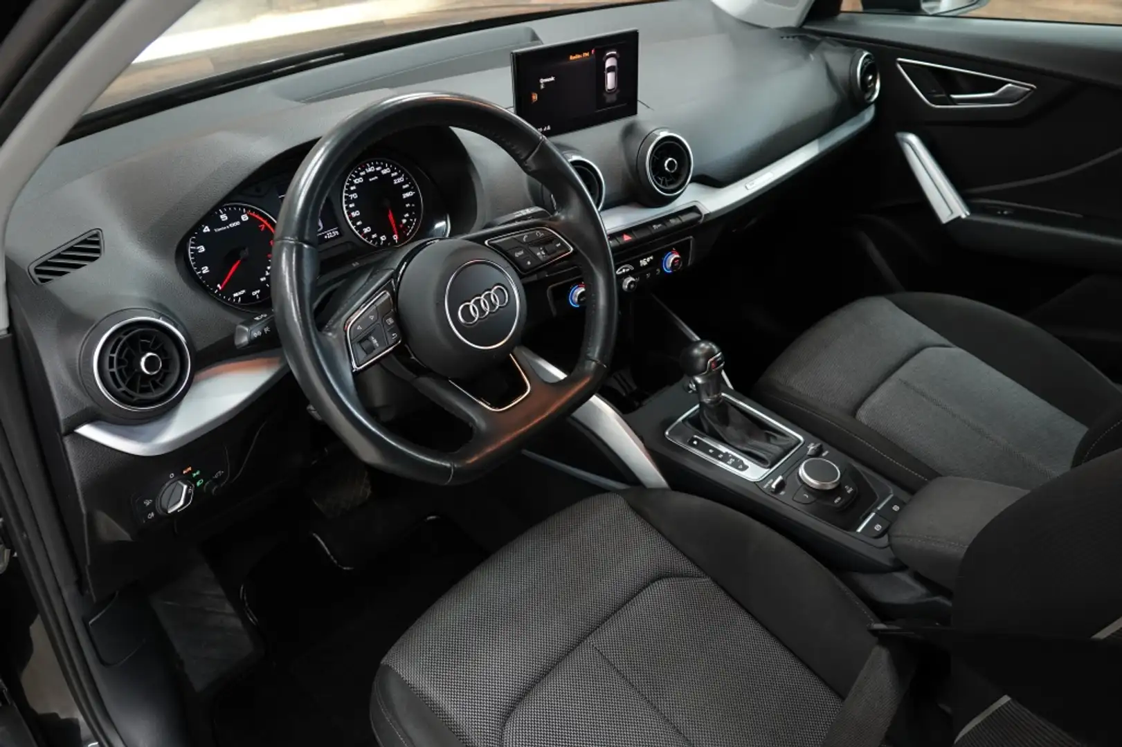 Audi Q2 1.0 TFSI | LED | PDC | CARPLAY | Noir - 2