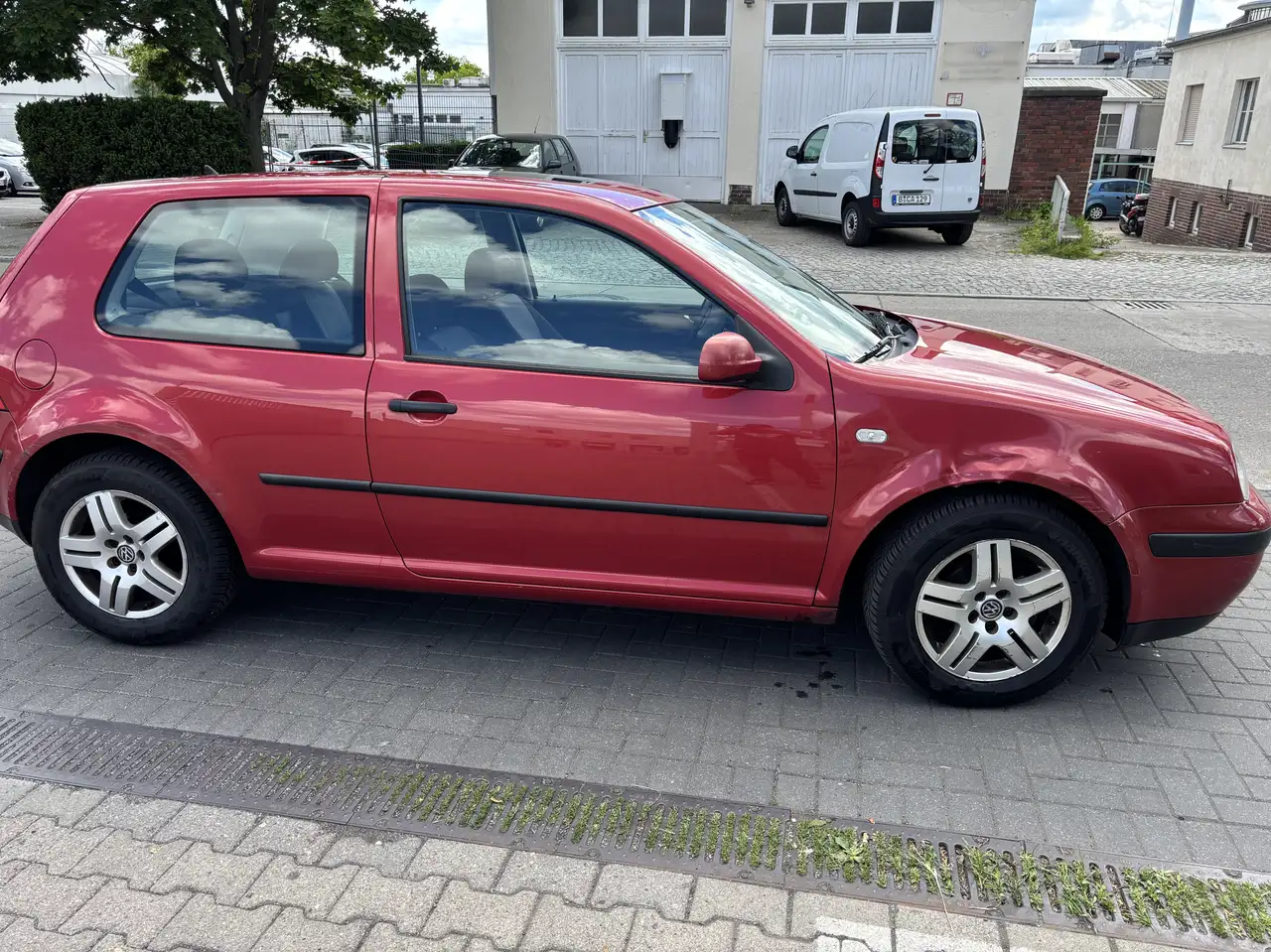Volkswagen Golf 1.6 Automatik Edition, foto 2