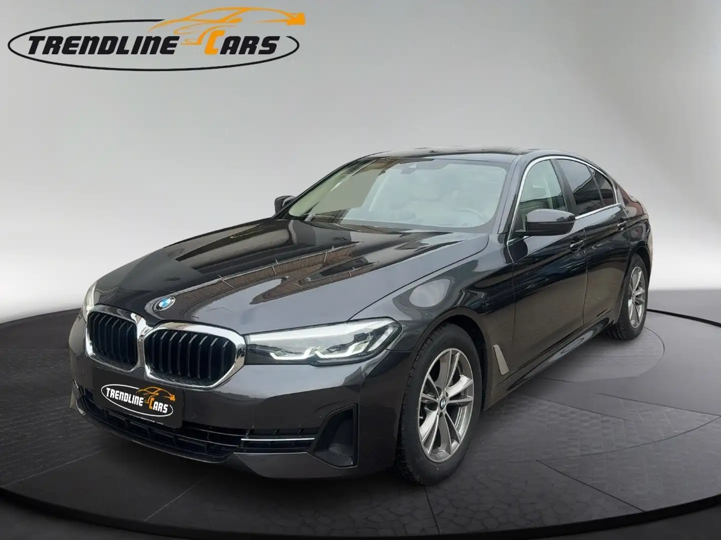 BMW 520 d 48 V Aut. *Topausstattung* Schwarz - 1