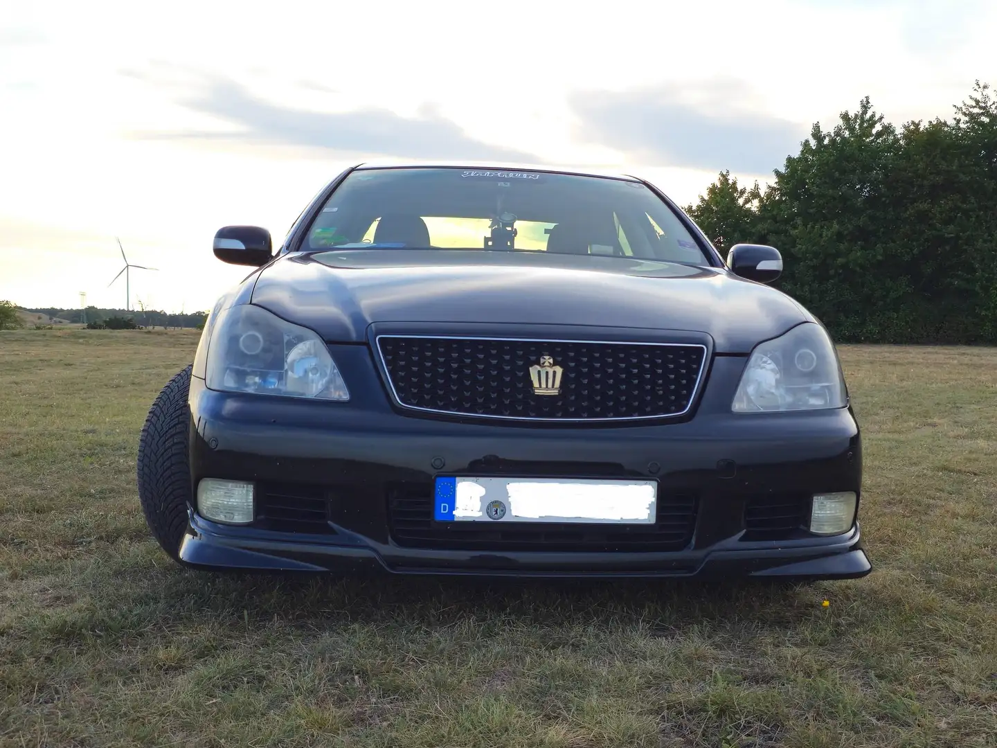 Toyota Crown Athlete Premium Edition Schwarz - 1