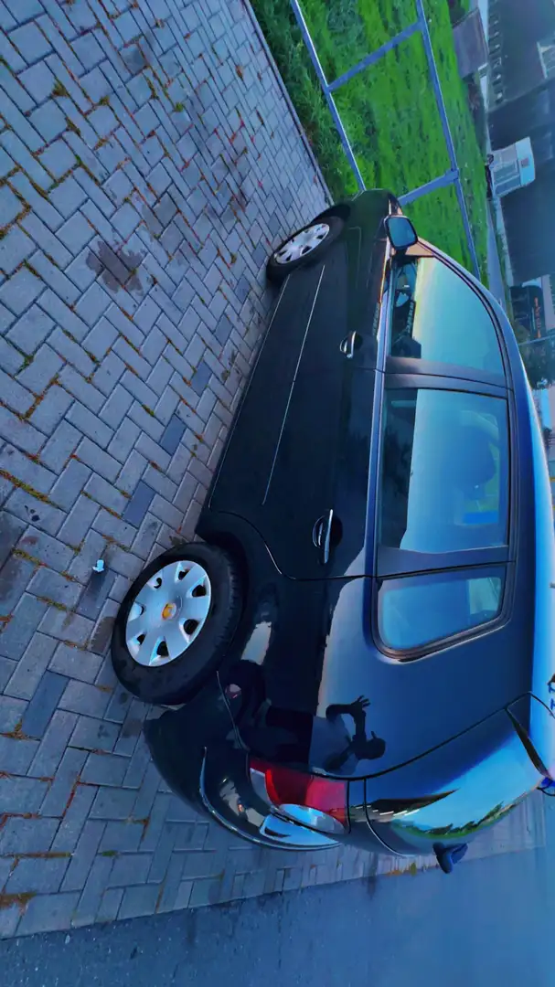 Volkswagen Polo 1.4 Goal Schwarz - 2