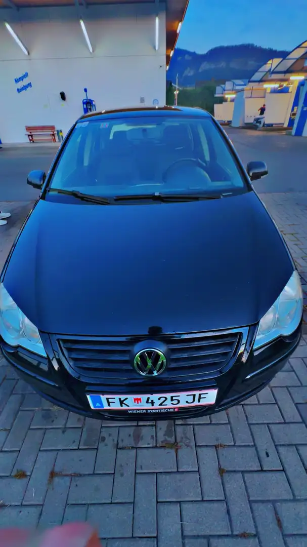 Volkswagen Polo 1.4 Goal Schwarz - 1