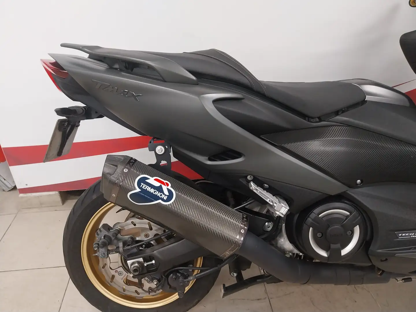 Yamaha TMAX 560 Gris - 2