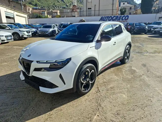 Alfa Romeo Junior Junior 1.2 136 CV Hybrid eDCT6 Speciale