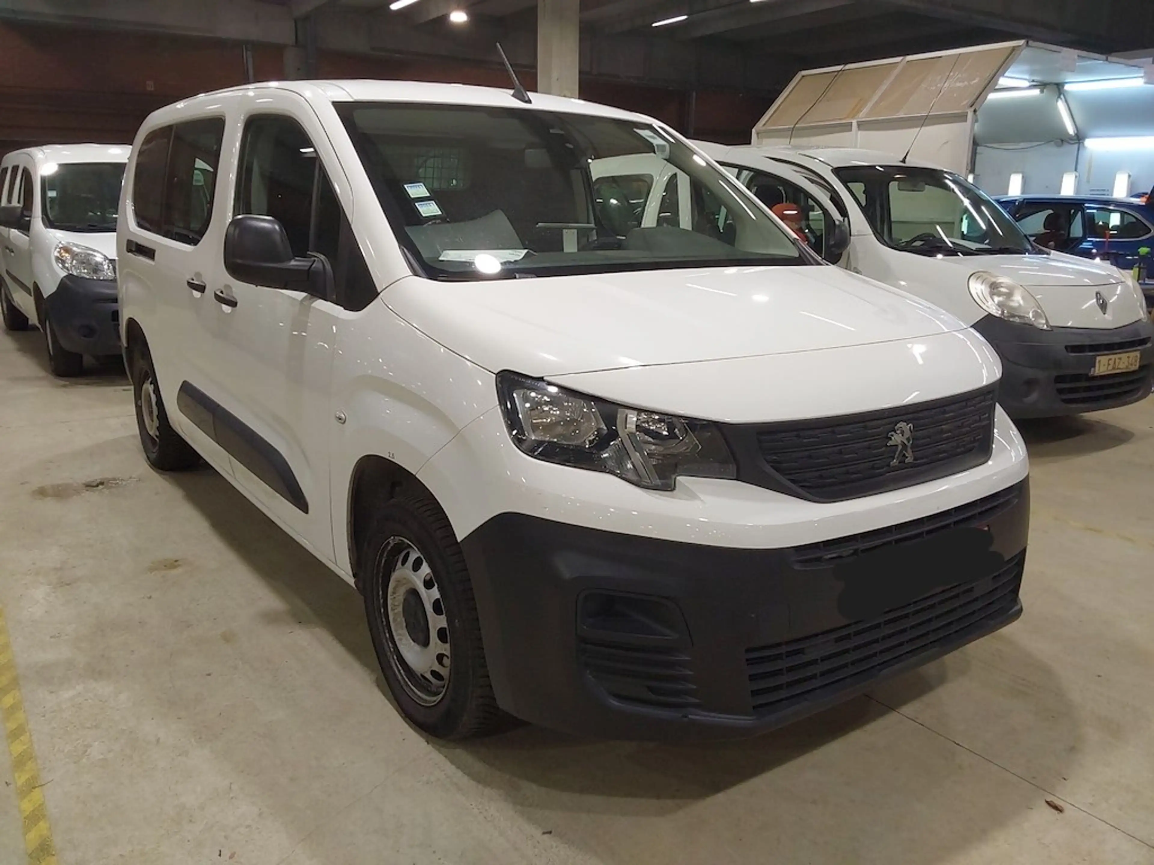Peugeot Partner 1.5 BHDI L2 HEAVY PRO / CAPT AR/  BLTHT / 280 € X 60 /M — photo 2