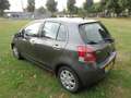 Toyota Yaris 15-12-2026  a p k Gris - thumbnail 4