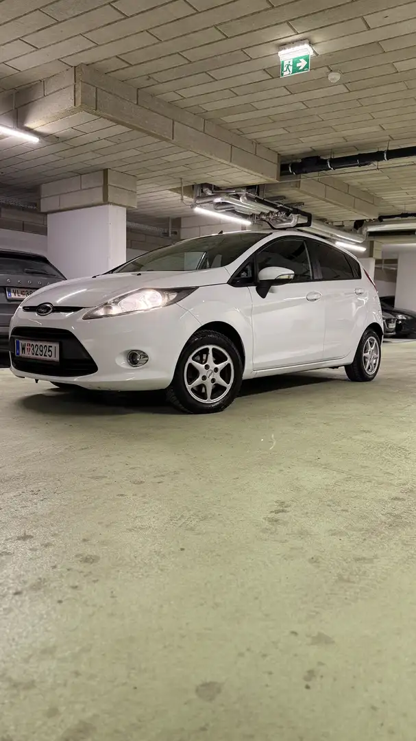 Ford Fiesta 1.25 Trend - 2