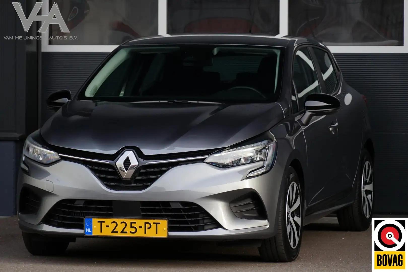 Renault Clio 1.0 TCe 90 Equilibre, NL, CarPlay, LED, cruise Grijs - 1