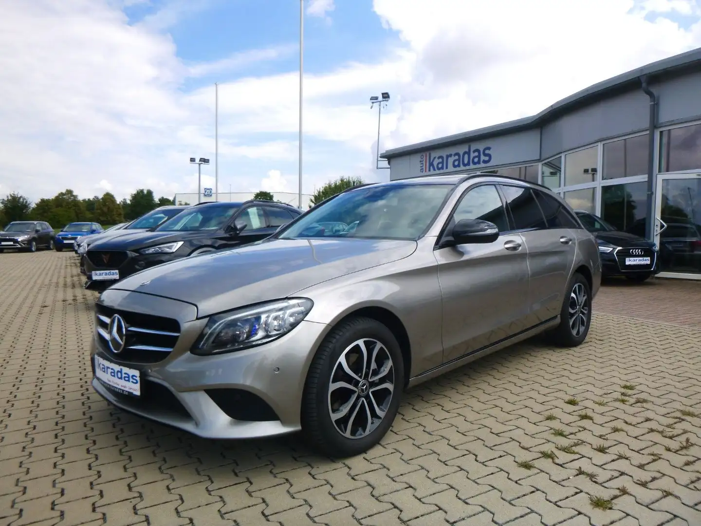 Mercedes-Benz C 220 d T 4-Matic NightPaket/AUT/PAN/KAM/NAV Grau - 1