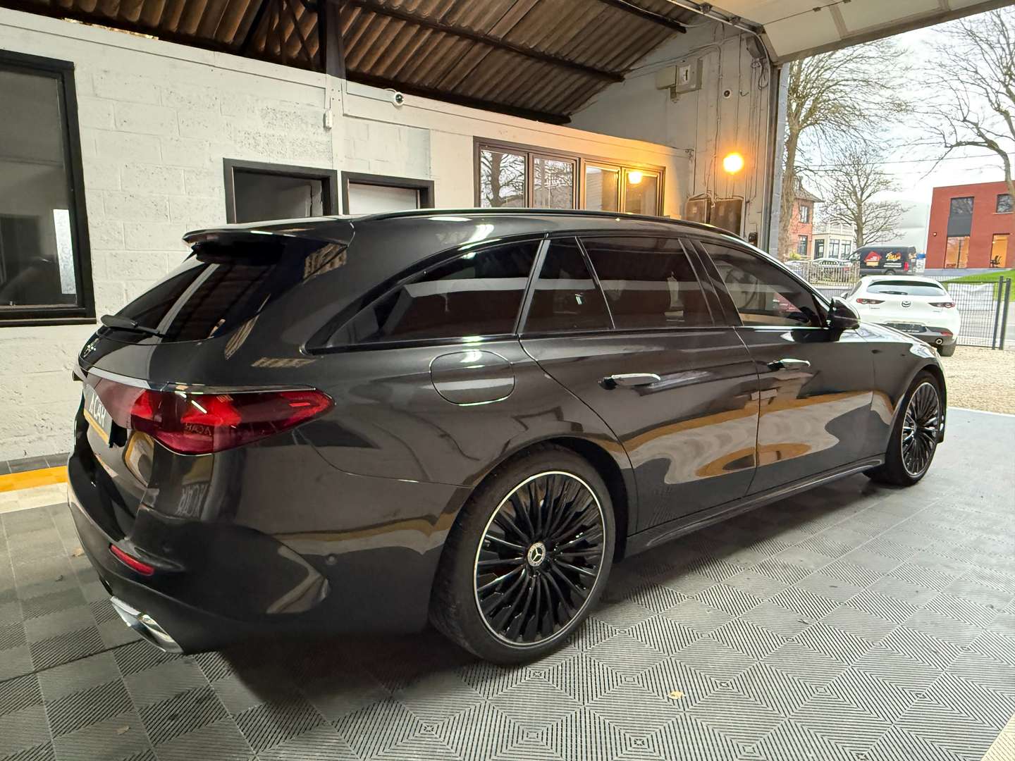 Mercedes Classe E 300 AMG Line -  - Joinsteer - #2