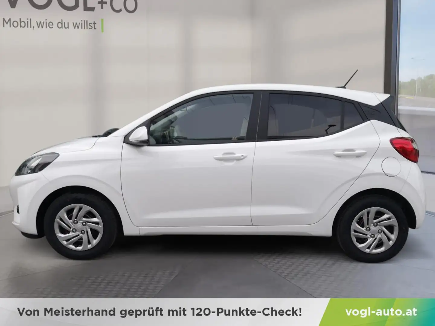 Hyundai i10 i Line Plus 1,0 MT Weiß - 2