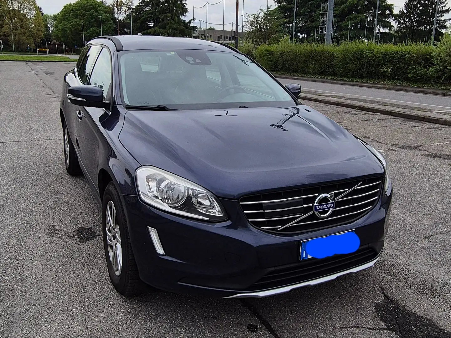 Volvo XC60 XC60 2.4 d4 Volvo Ocean Race awd 181cv geartronic Blu/Azzurro - 1