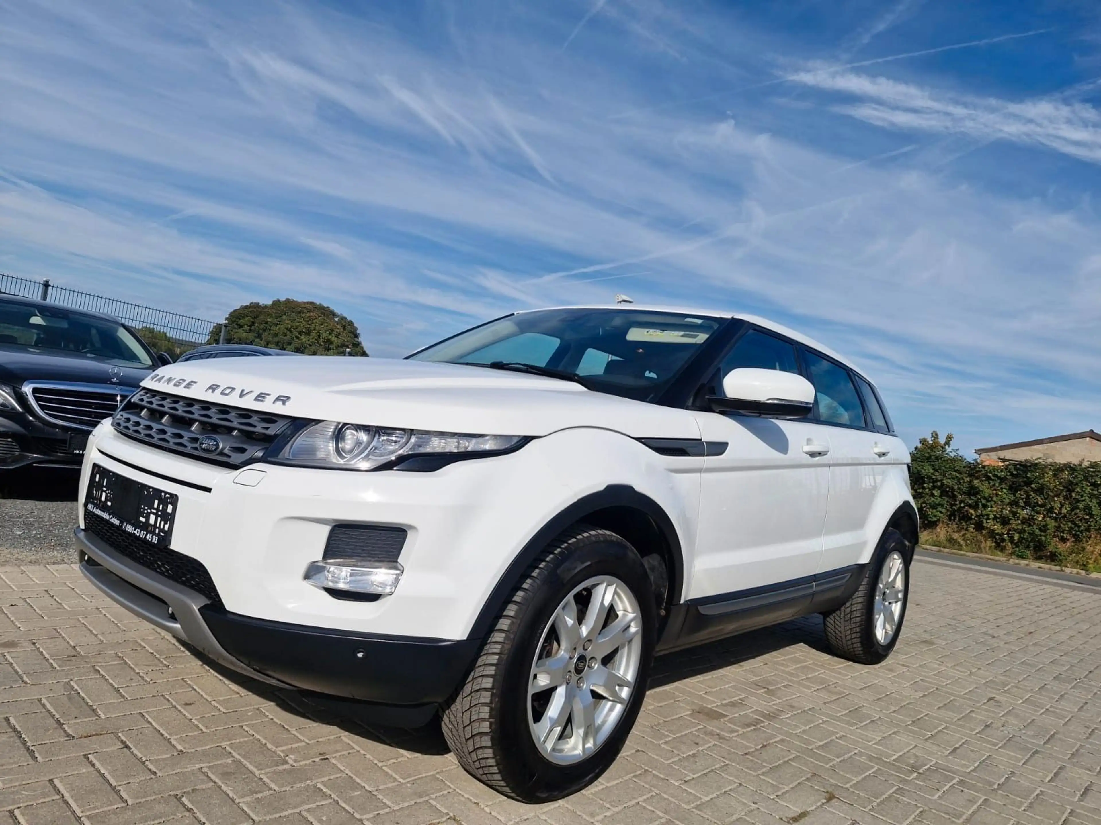 Land Rover Range Rover Evoque Pure — photo 2