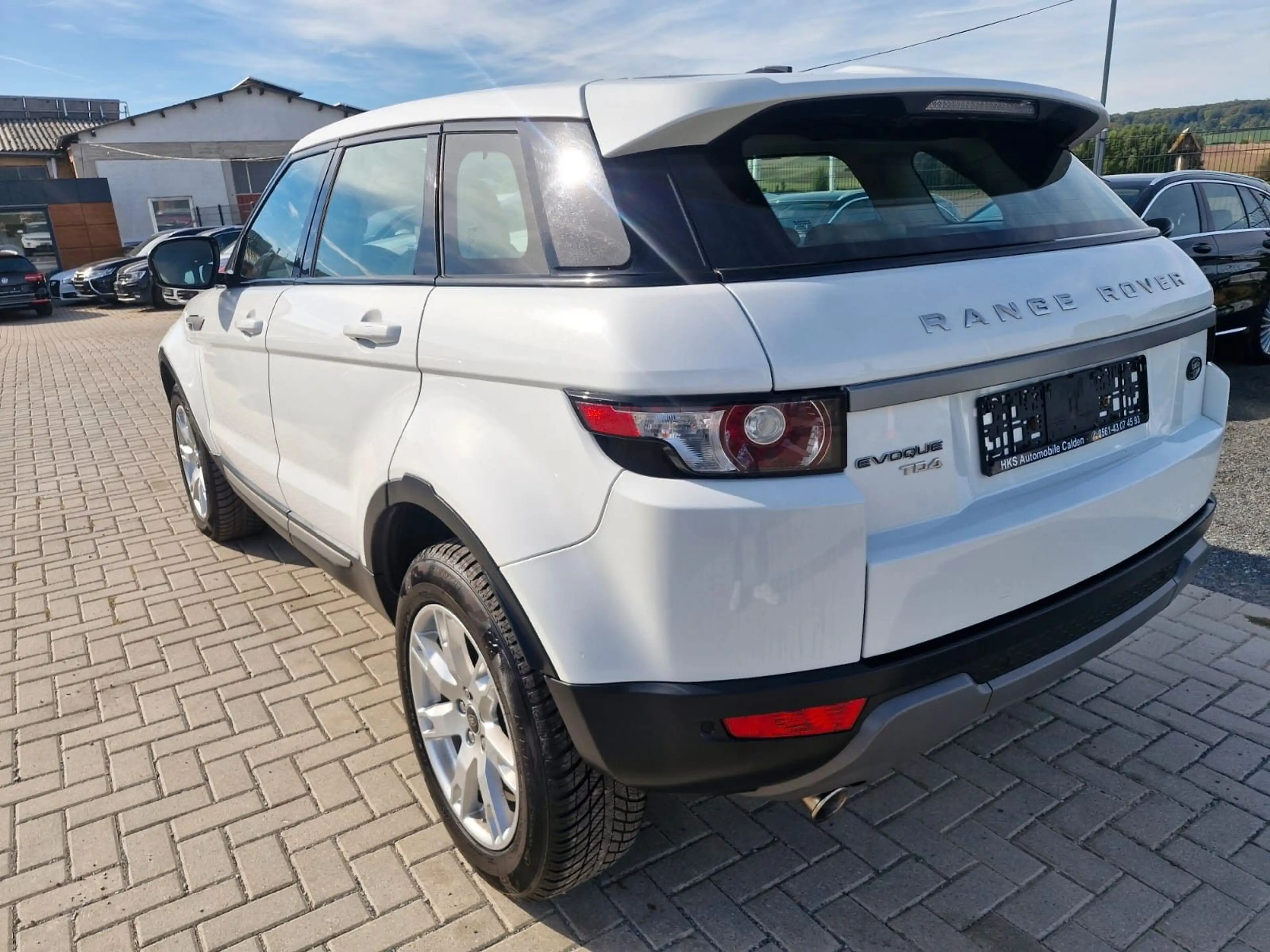 Land Rover Range Rover Evoque Pure — photo 3