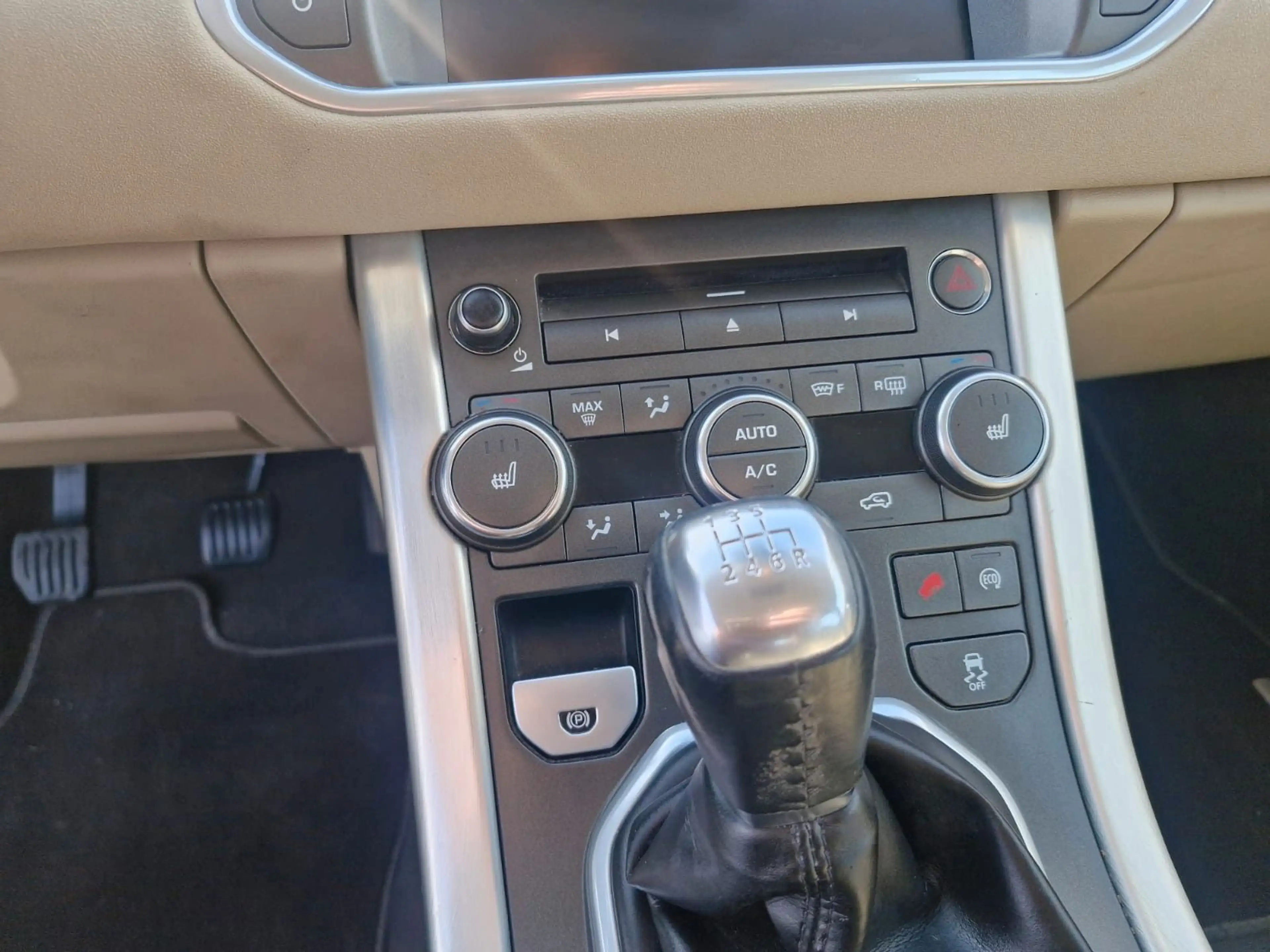 Land Rover Range Rover Evoque Pure — photo 13