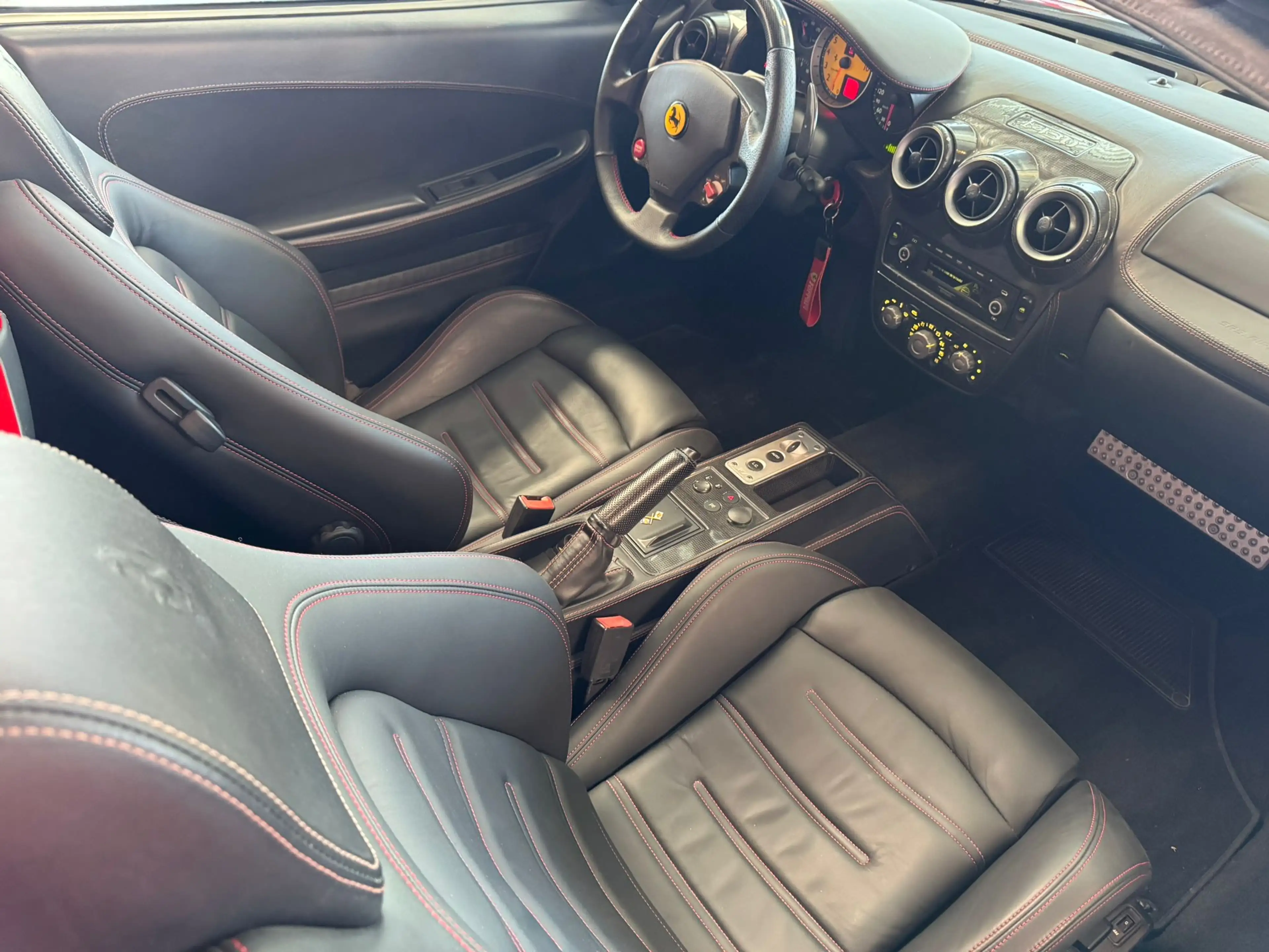 Ferrari F430 Spider 4.3i V8 ATMO F1 - CARNET COMPLET FERRARI - — photo 10