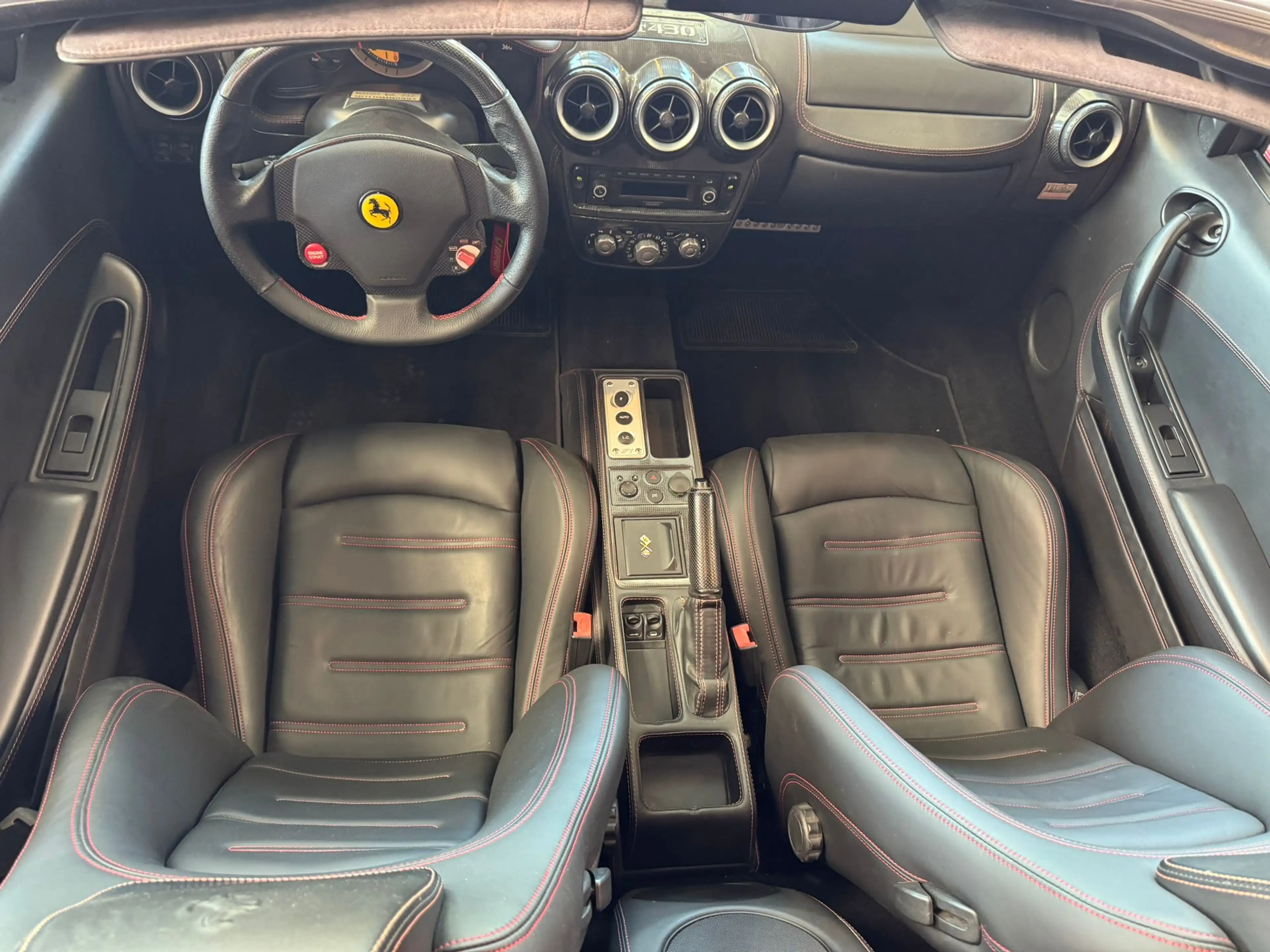 Ferrari F430 Spider 4.3i V8 ATMO F1 - CARNET COMPLET FERRARI - — photo 12