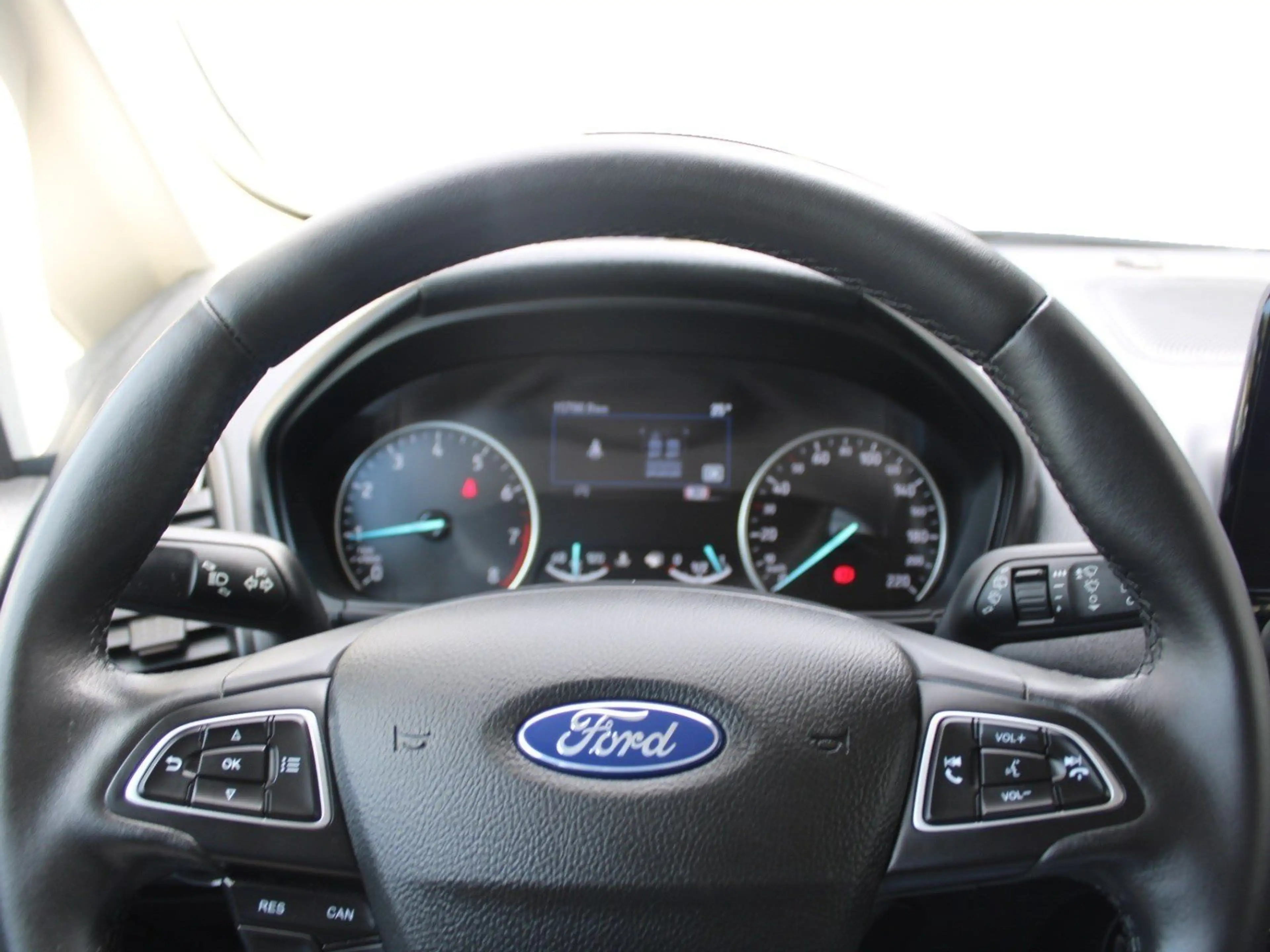Ford EcoSport Titanium - Winter-Paket - Navi — photo 7