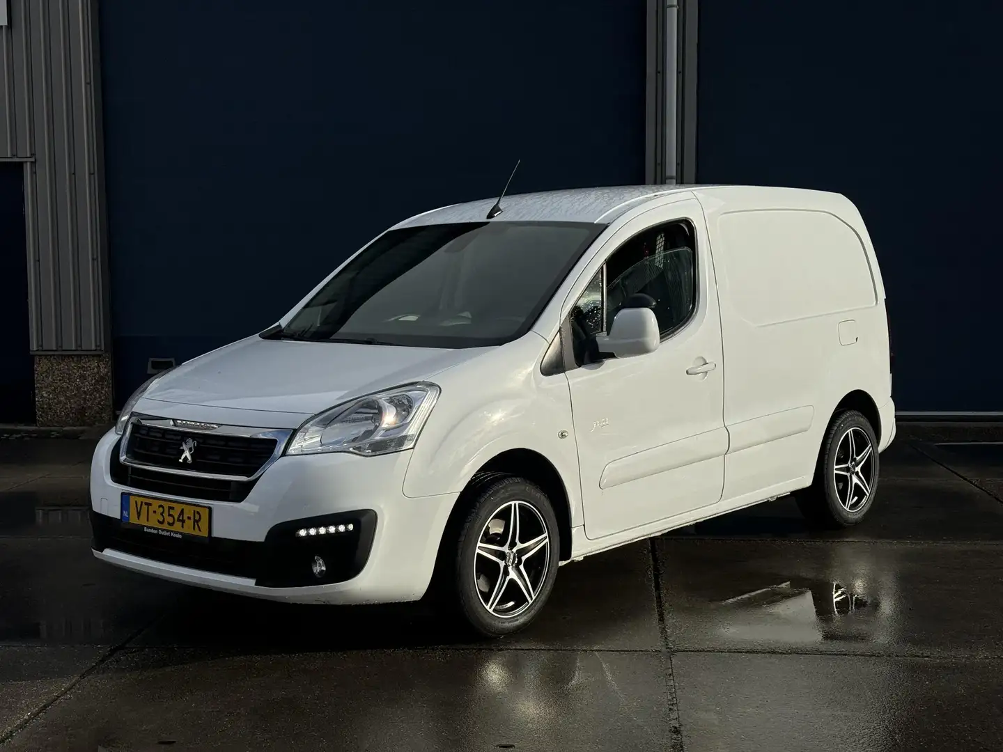 Peugeot Partner 120 1.6 BlueHDi 100 L1 XR AIRCO / CRUISE CONTROLE - 1