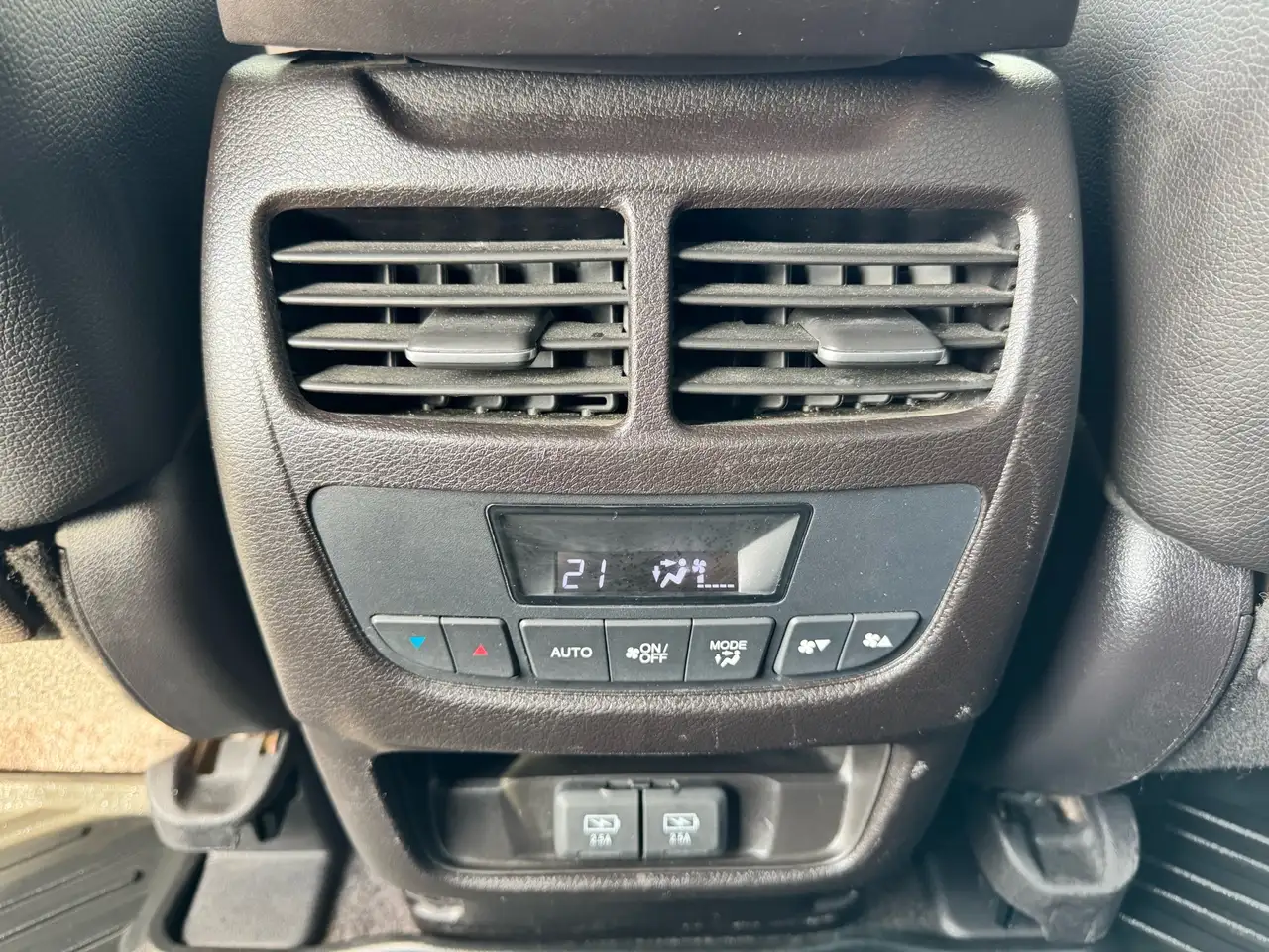 Acura MDX снимка Acura MDX