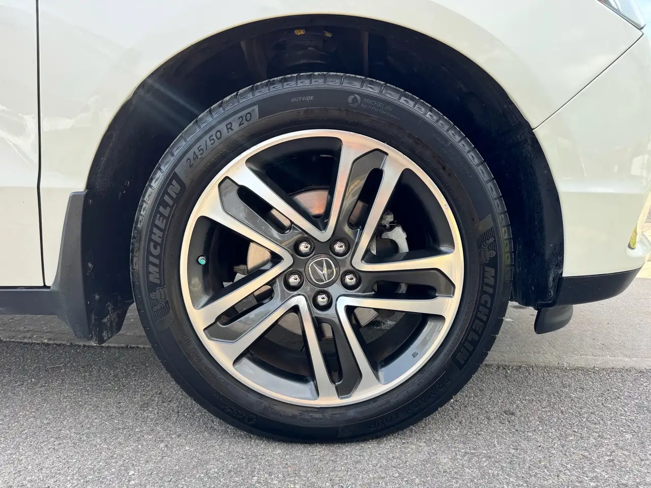 Acura MDX снимка Acura MDX